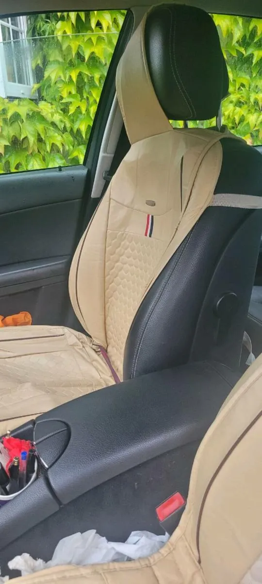 Mercedes e200 auto - Image 3
