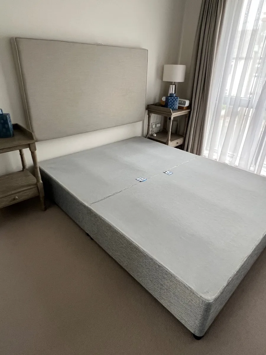 King bed 5ft with Headboard - Image 2