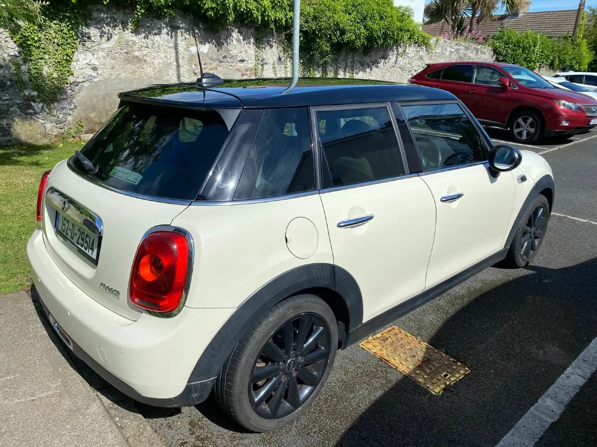 Mini Cooper 2015 - Image 2