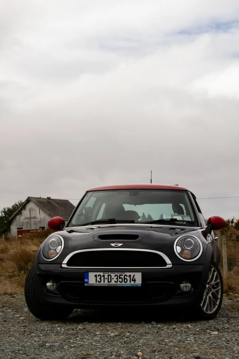 2013 Mini Cooper S - Image 1