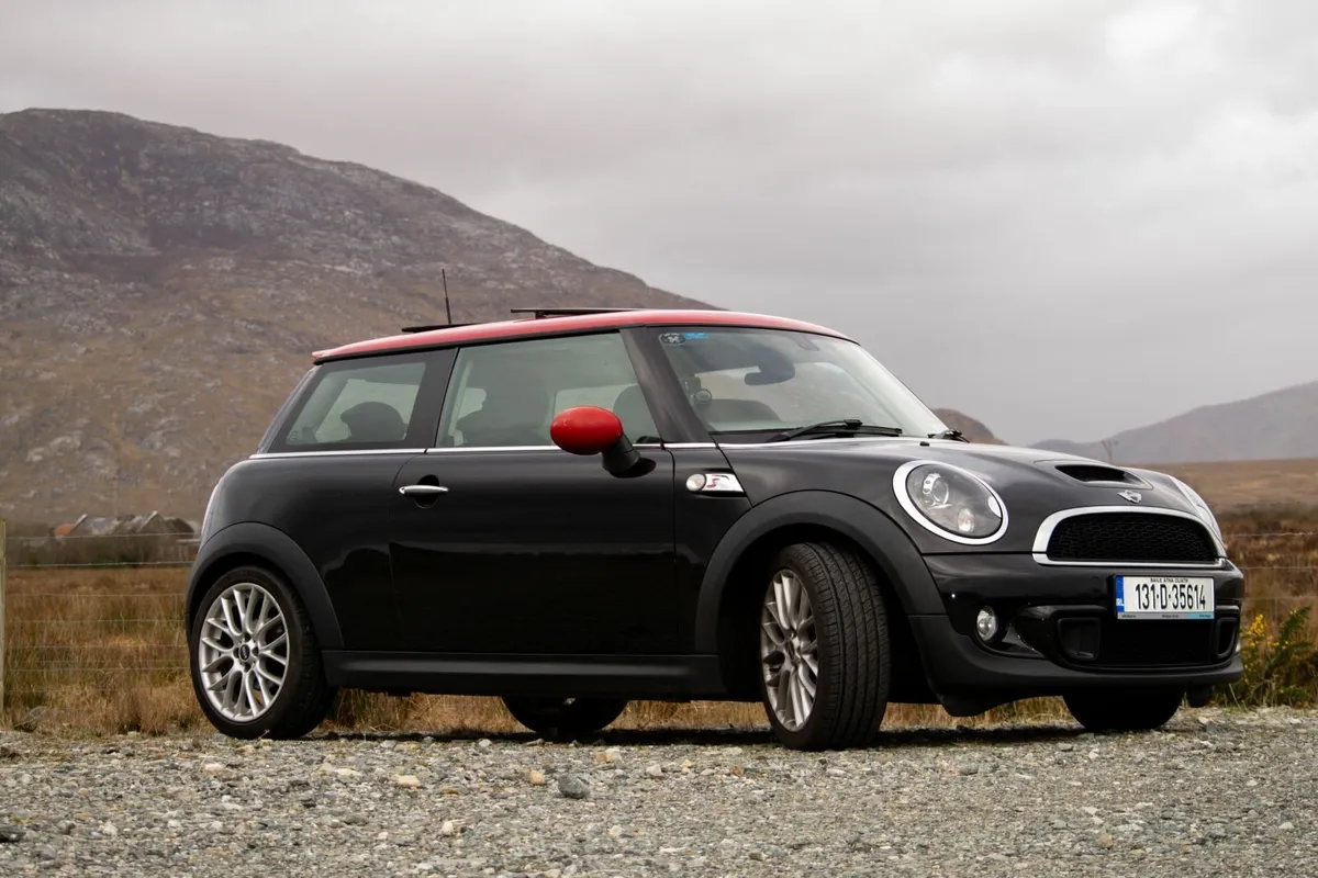 2013 Mini Cooper S - Image 3