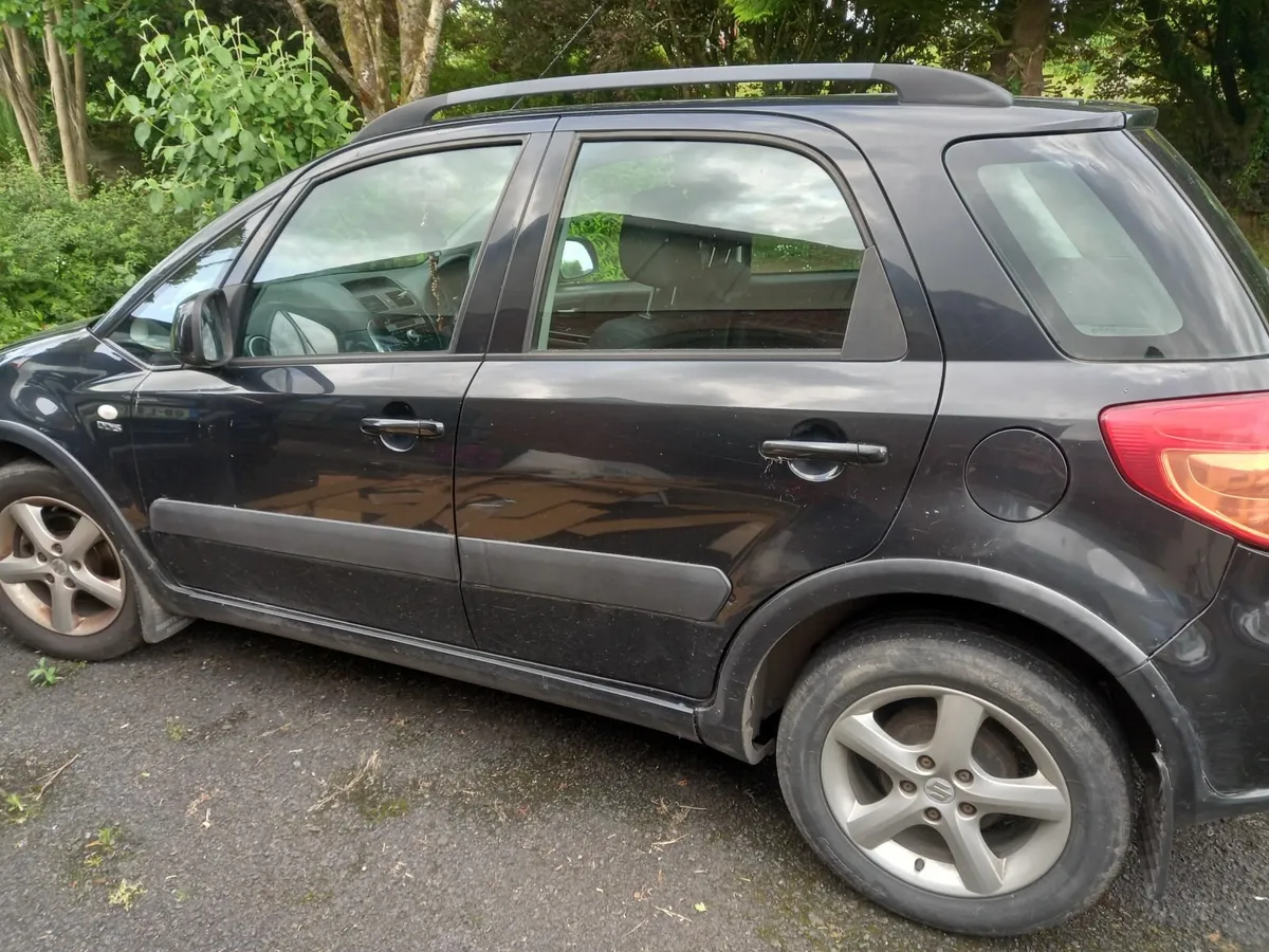 Suzuki SX4 2010 - Image 4