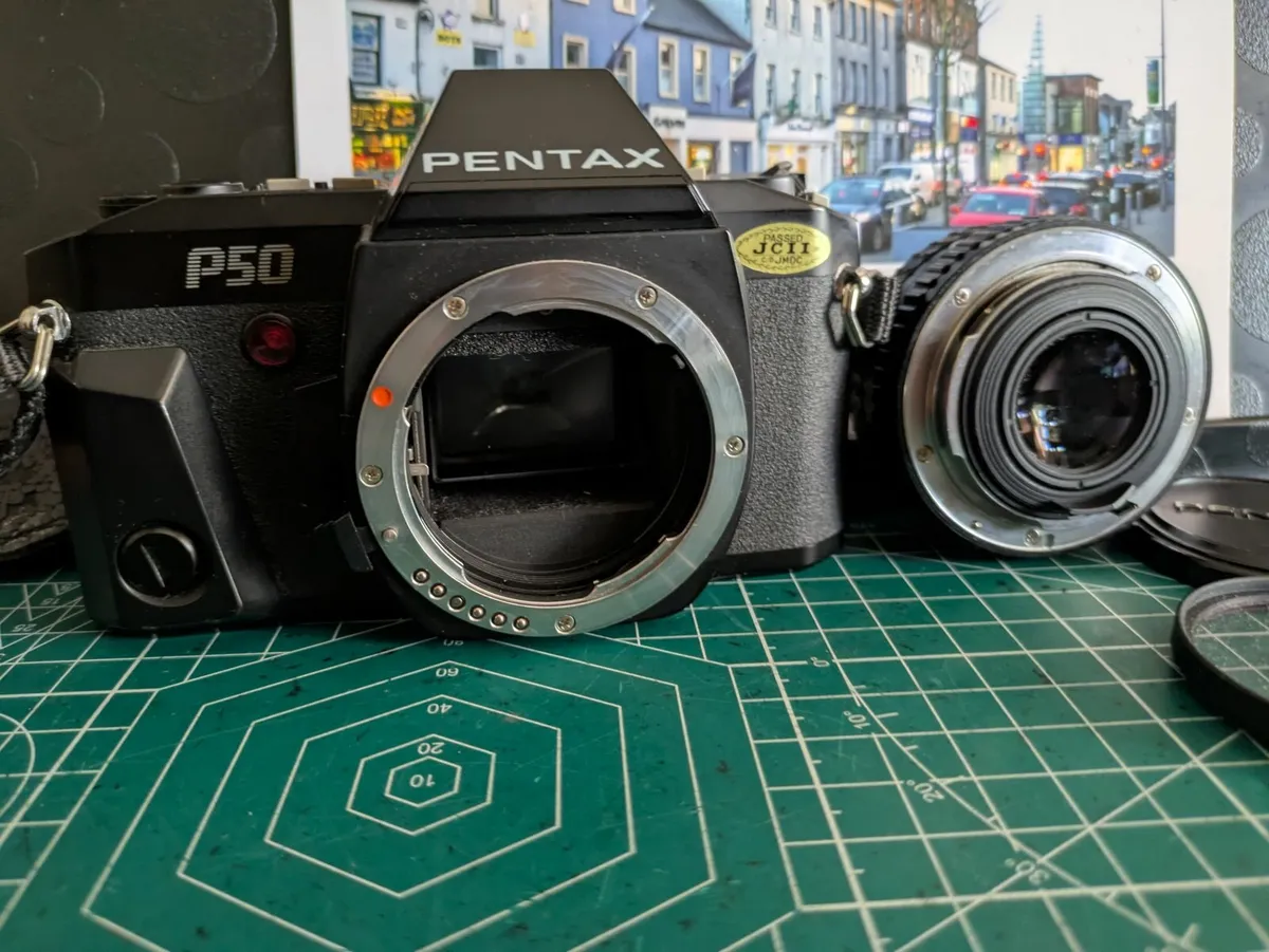 🎞️ Pentax P50 program film SLR camera+ 50mm/1.7 - Image 2
