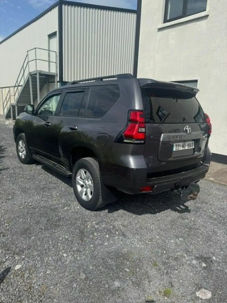 Toyota Land Cruiser 2022 - Image 3