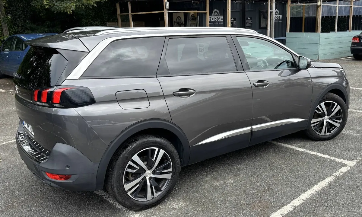 Peugeot 5008 2018 - Image 3