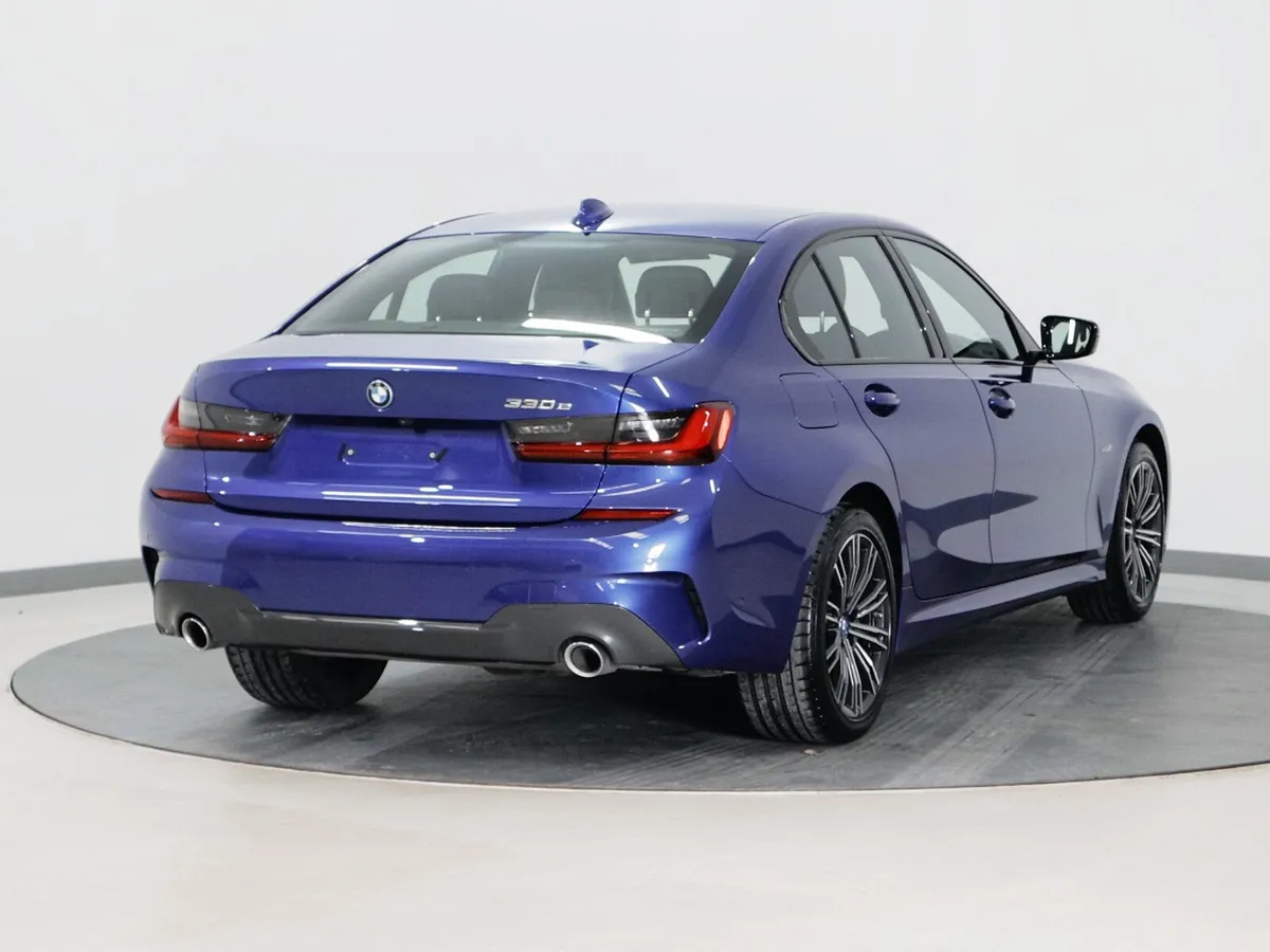 *118* 2022 BMW 3-Series 2.0 m-sport - Image 4