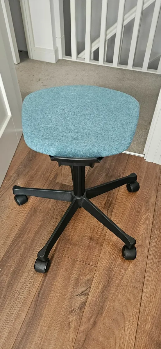 Ergonomic Office Chair - Great Condition! - Image 1