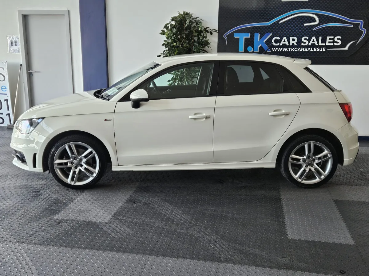 15 AUDI A1 SPORTBACK S-LINE 1.6 DIESEL - Image 3