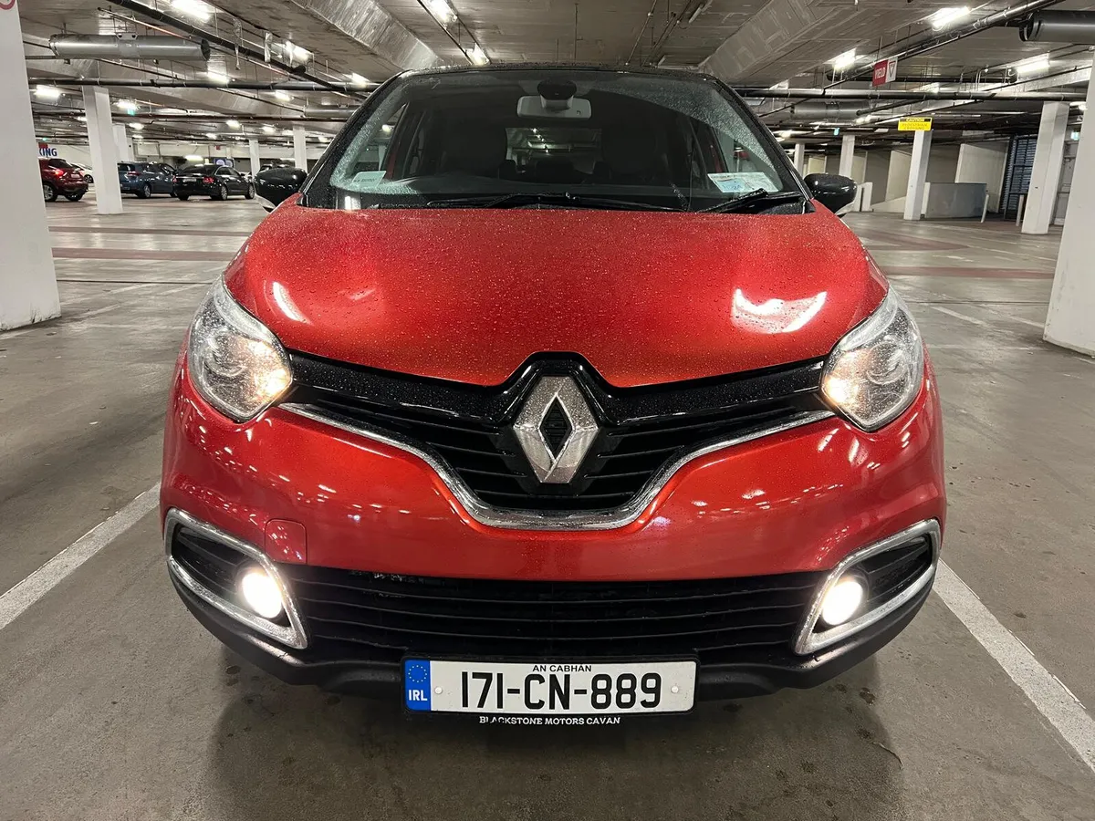 2017 RENAULT CAPTUR SIGNATURE X NCT & TAX - Image 2