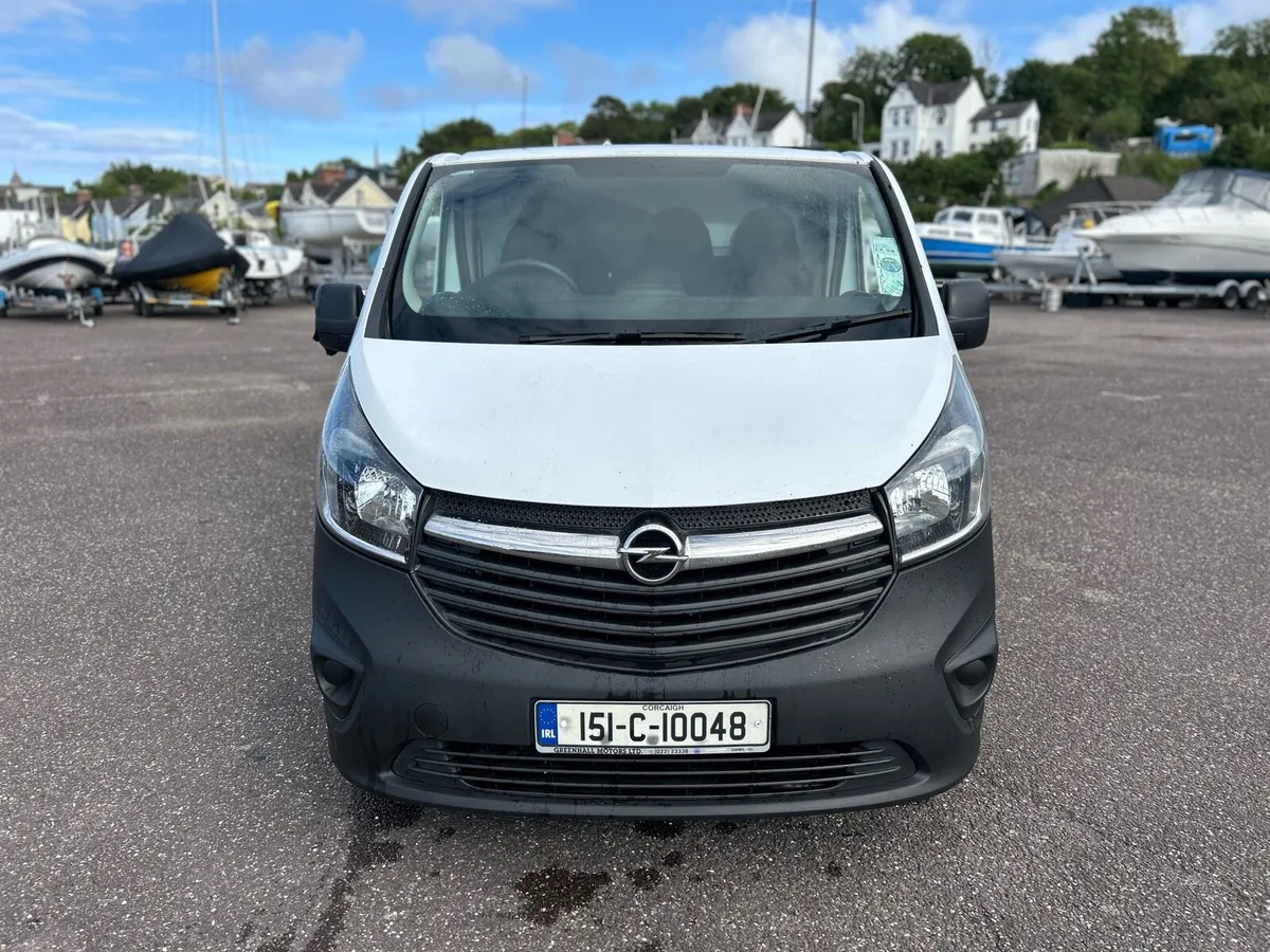 Opel Vivaro - 2015 LWB - Image 2