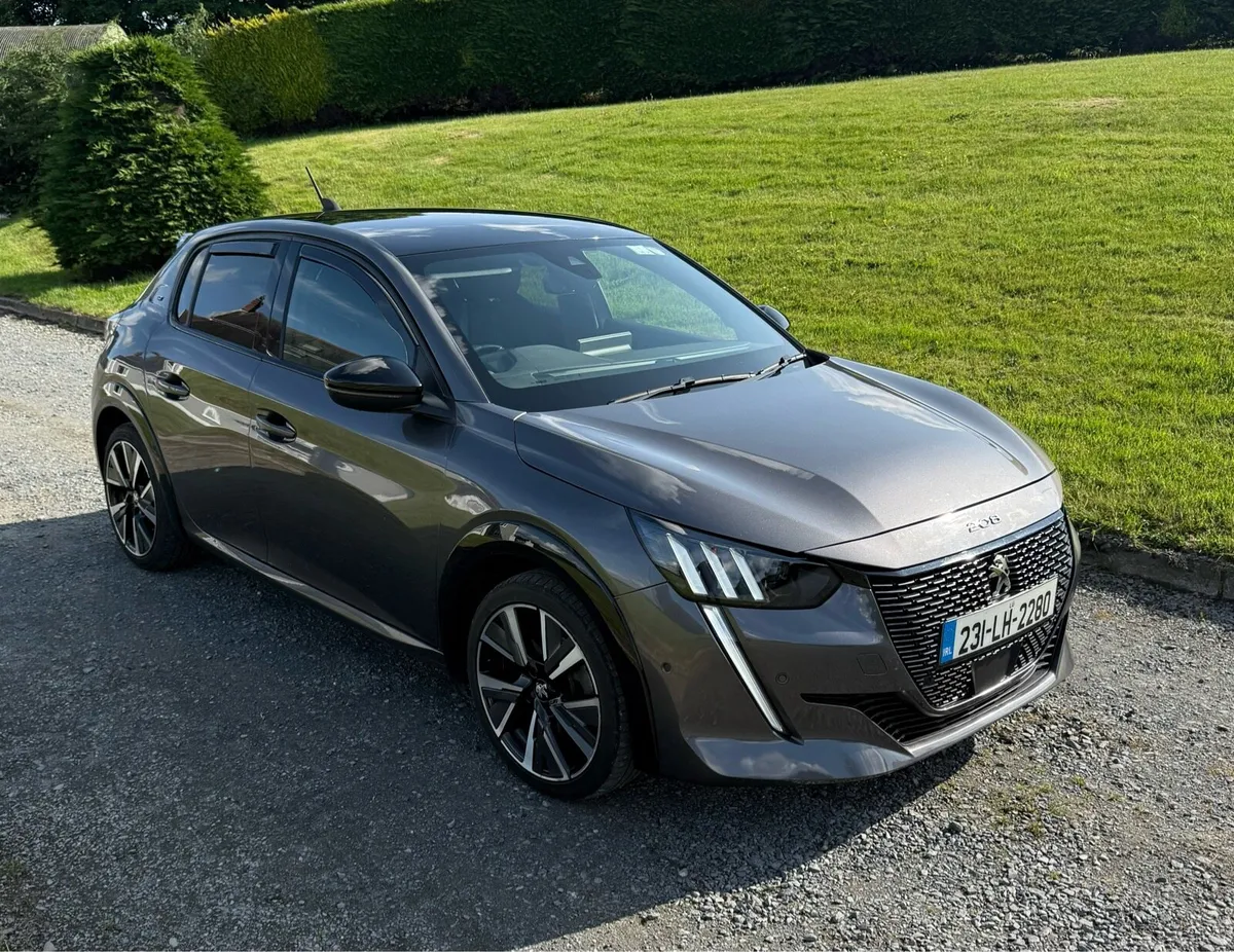 2023 Peugeot 208 GT 1.2 Petrol - Image 3
