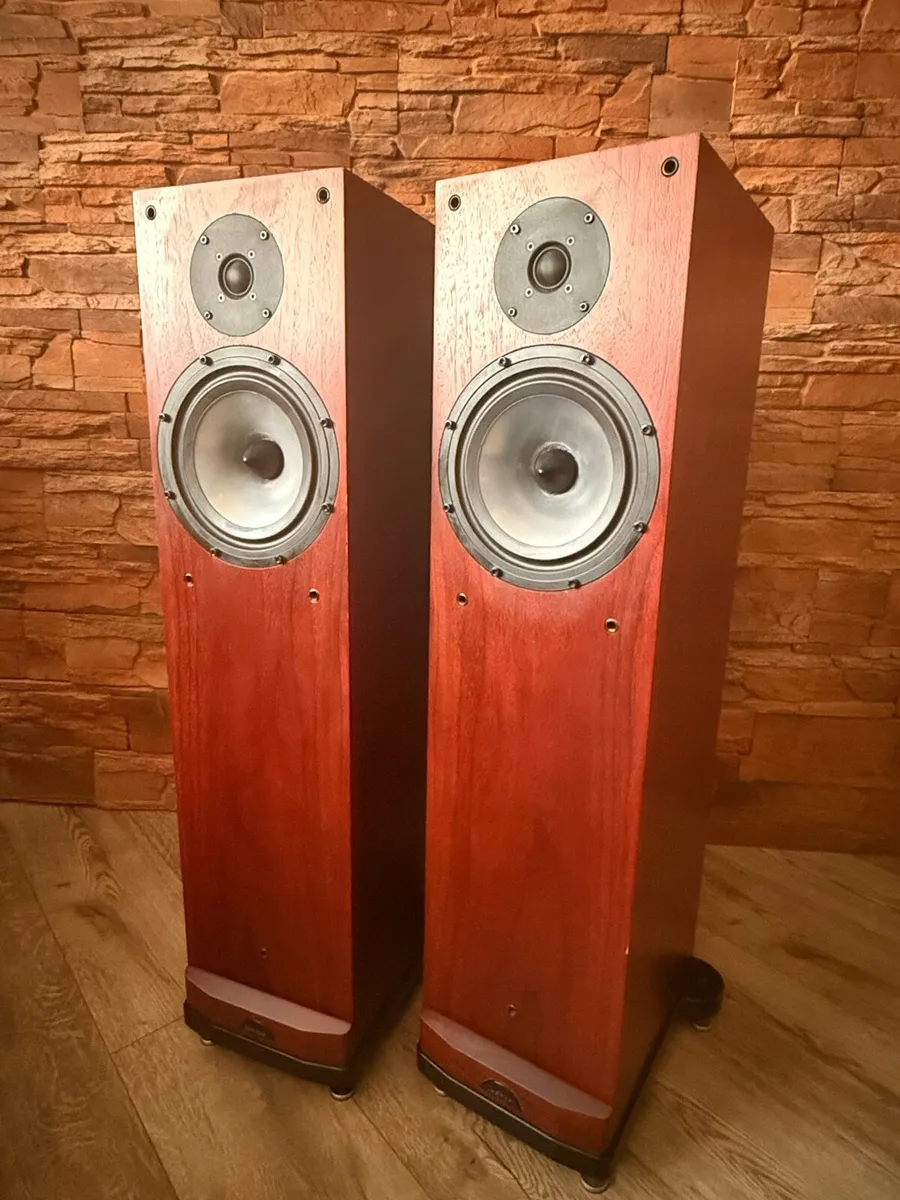 Spendor S8e speakers - Image 1
