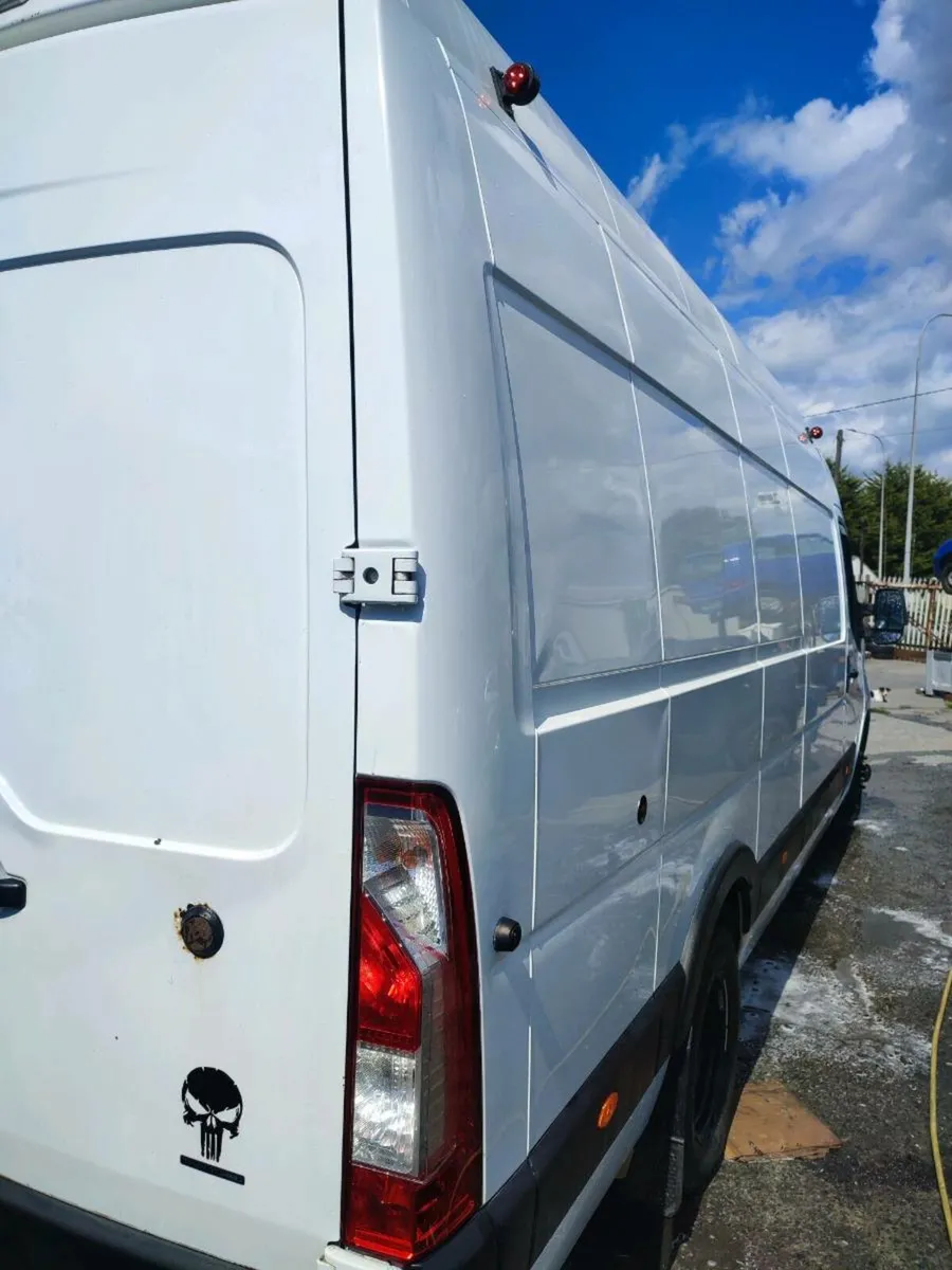 Nissan nv400 - Image 2