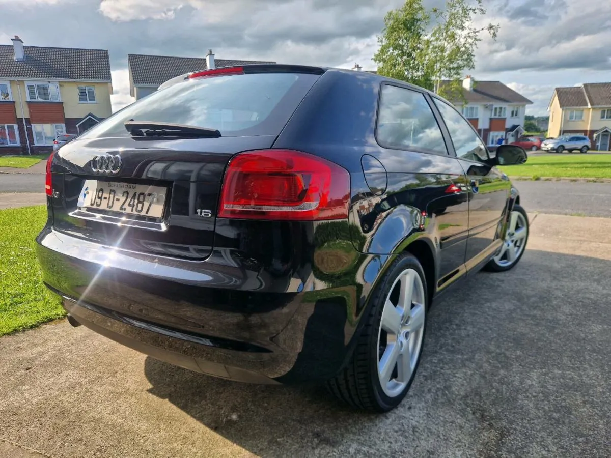 Audi A-3 petrol 1.6 - Image 4
