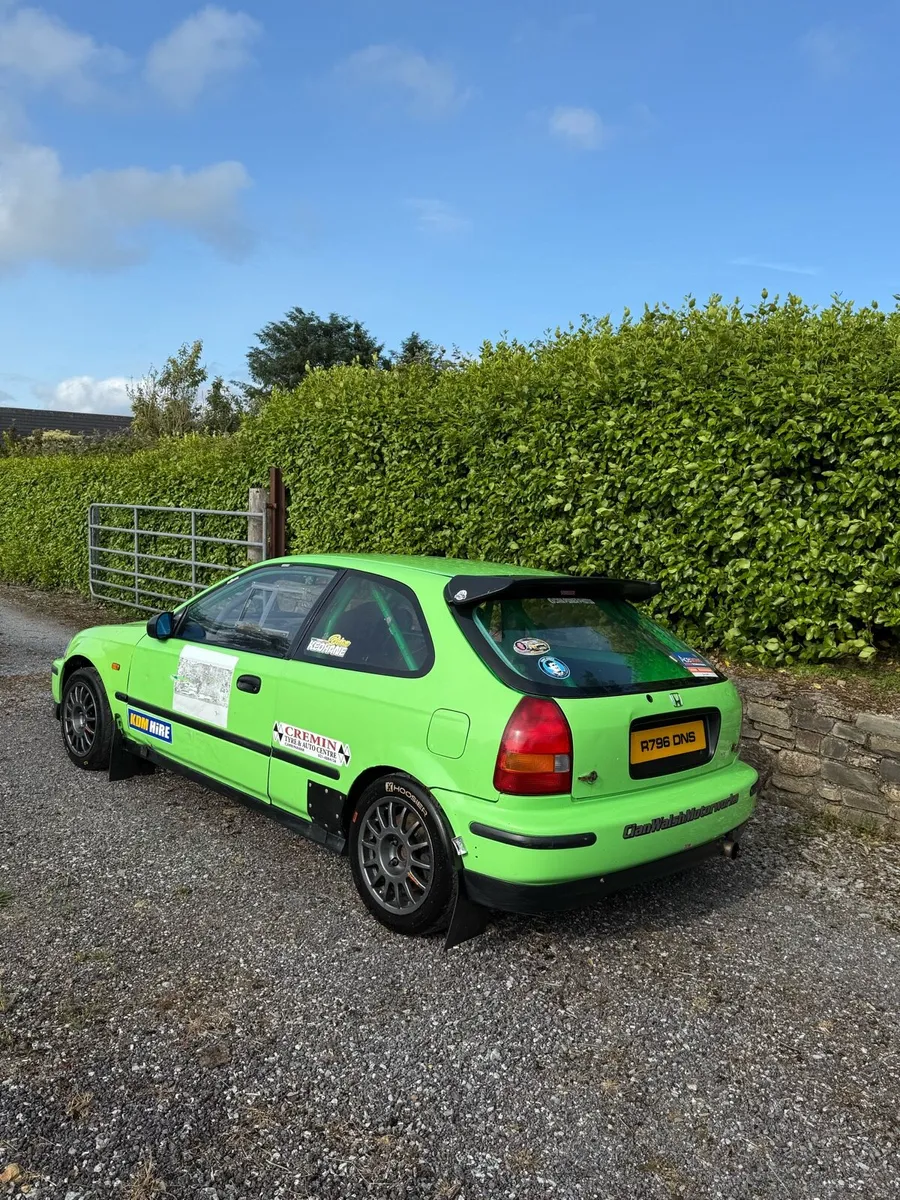 Honda civic class 16 rally car - Image 2