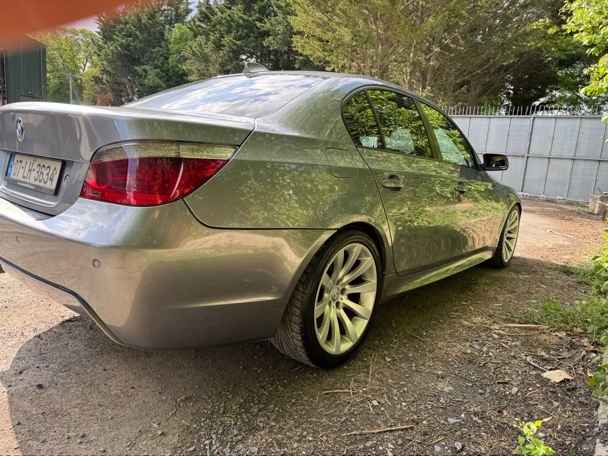 BMW 520d LCI automatic (LOW MILES) - Image 2