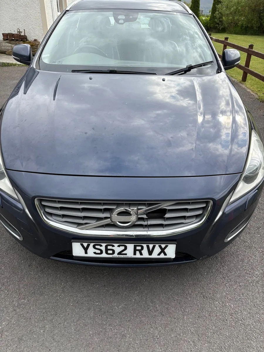 Volvo V60 Diesel with MOT - Image 3