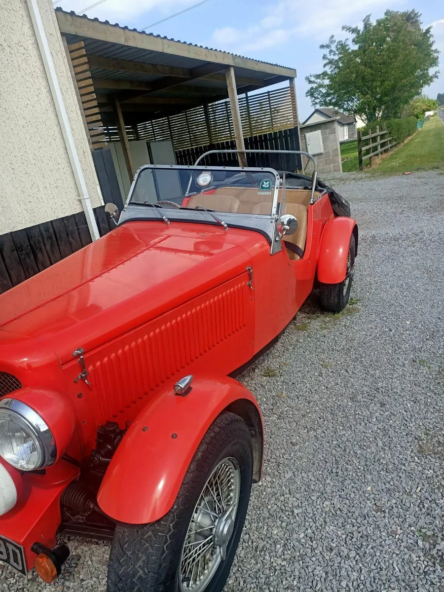MG MGB 1966 - Image 1