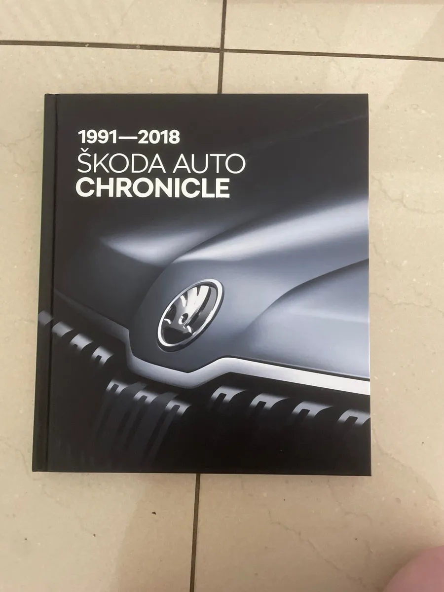 Skoda books threw the years - Image 4