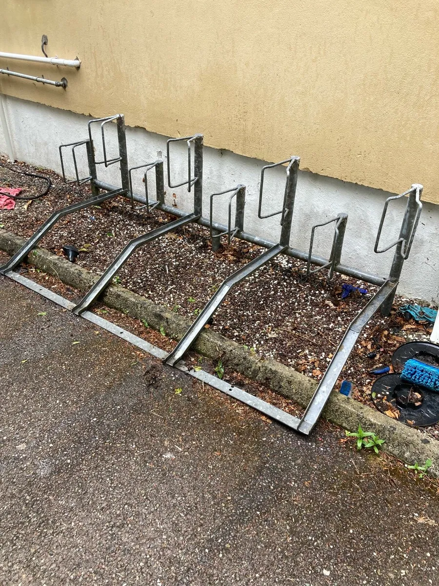 Bike rack Stand. Fully galvanised. 8 bikes - Image 1
