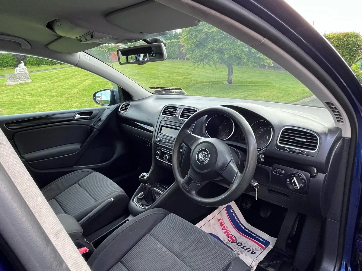 Volkswagen Golf - Image 2