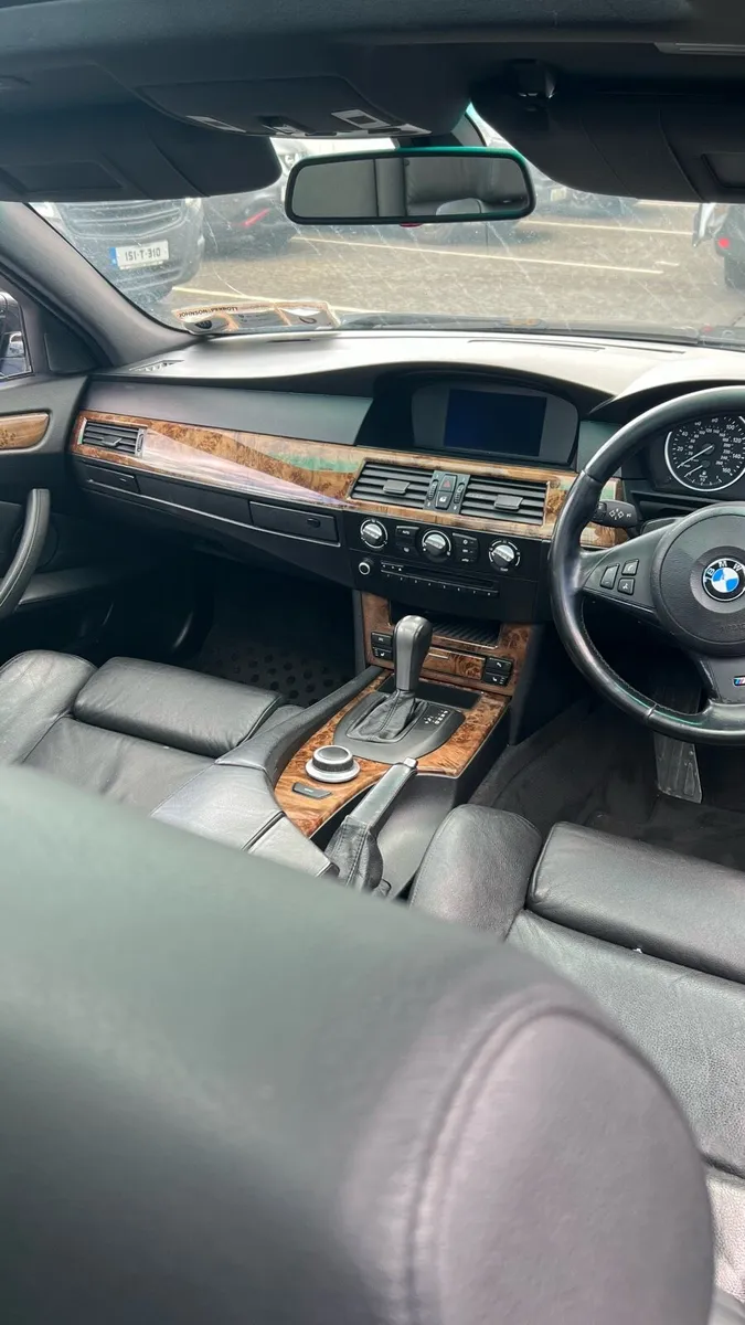 BMW 520d LCI Estate - Image 2