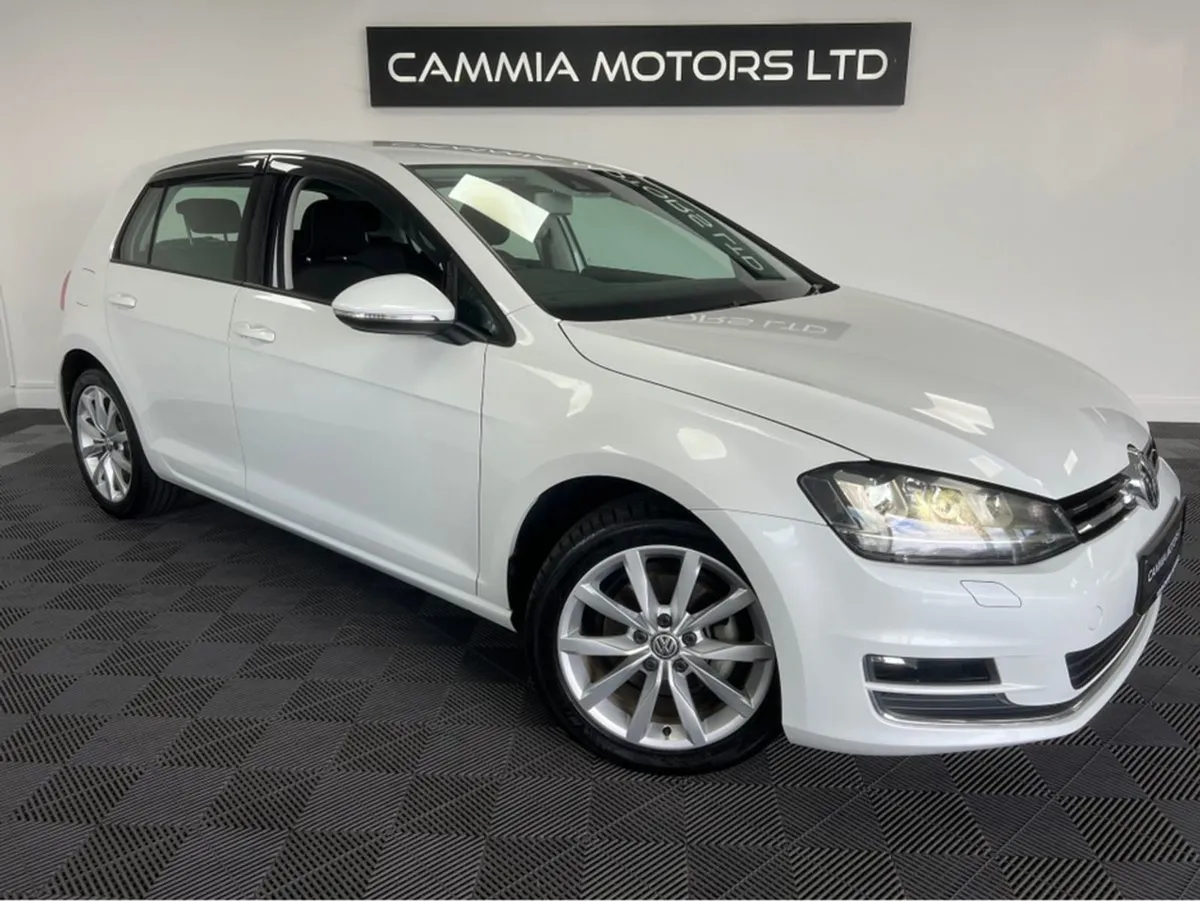 Volkswagen Golf  volkswagen Golf Tsi   bluemotion - Image 1
