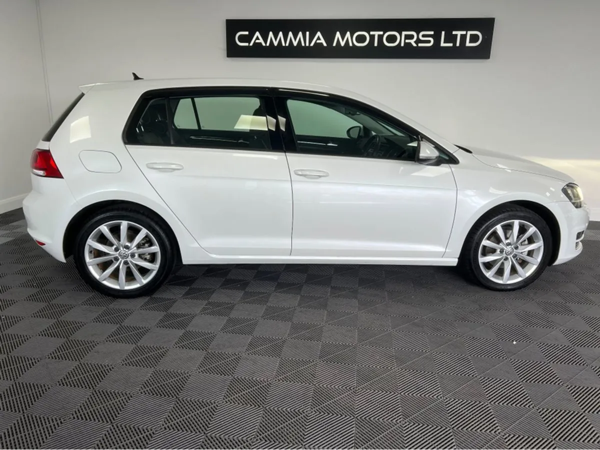 Volkswagen Golf  volkswagen Golf Tsi   bluemotion - Image 3