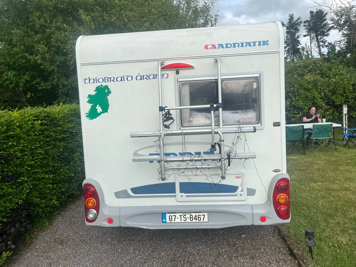 Camper - Image 2