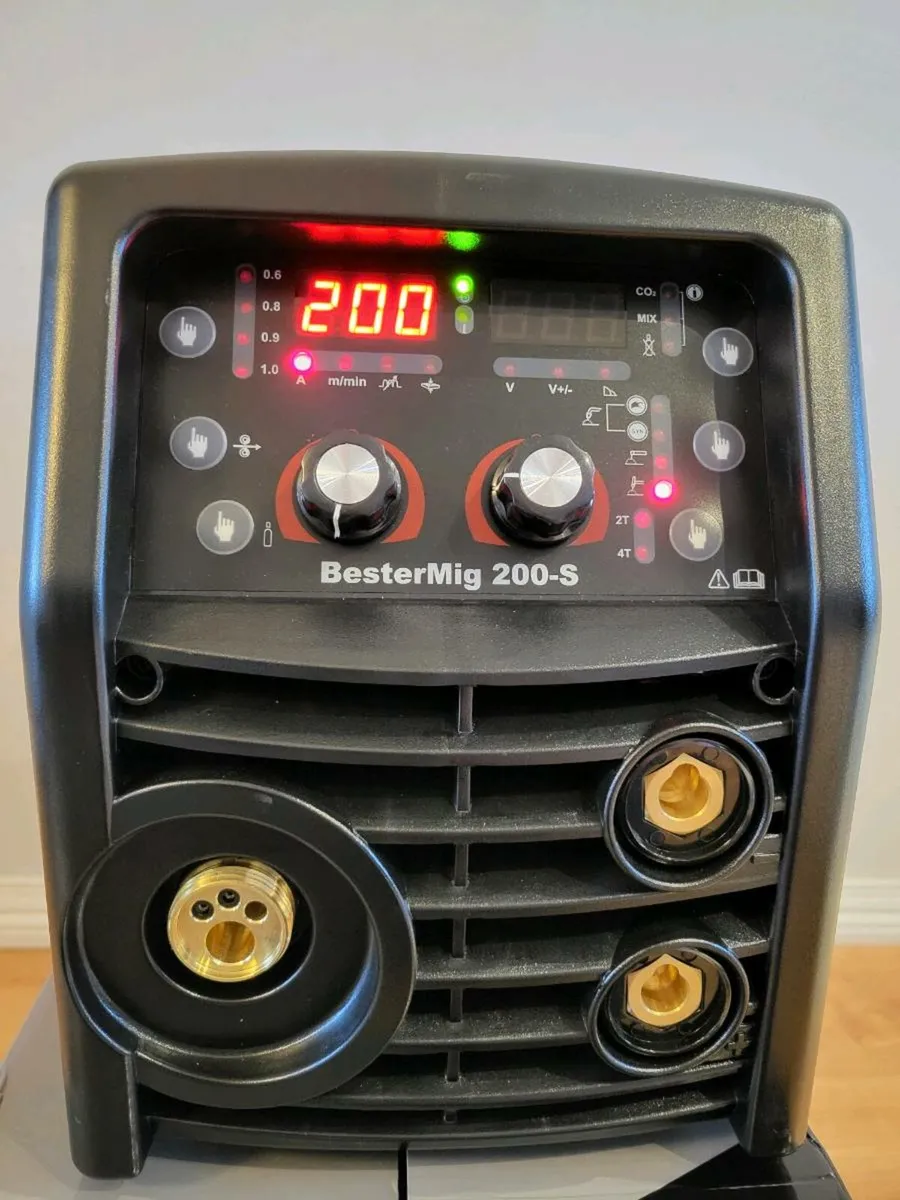 Lincoln Mig 200-s NiG Mag/Tig/ Stick 3in1 - Image 3