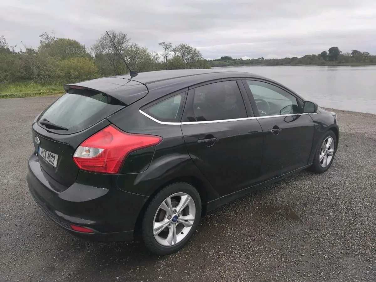 2011 Ford Focus - Image 2
