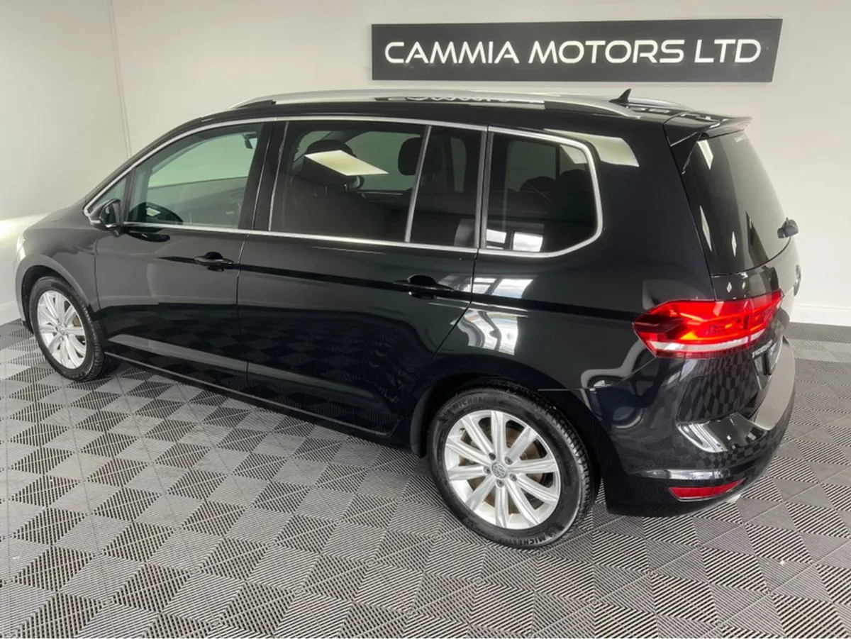 Volkswagen Touran  volkswagen Touran   7 Seater - Image 3