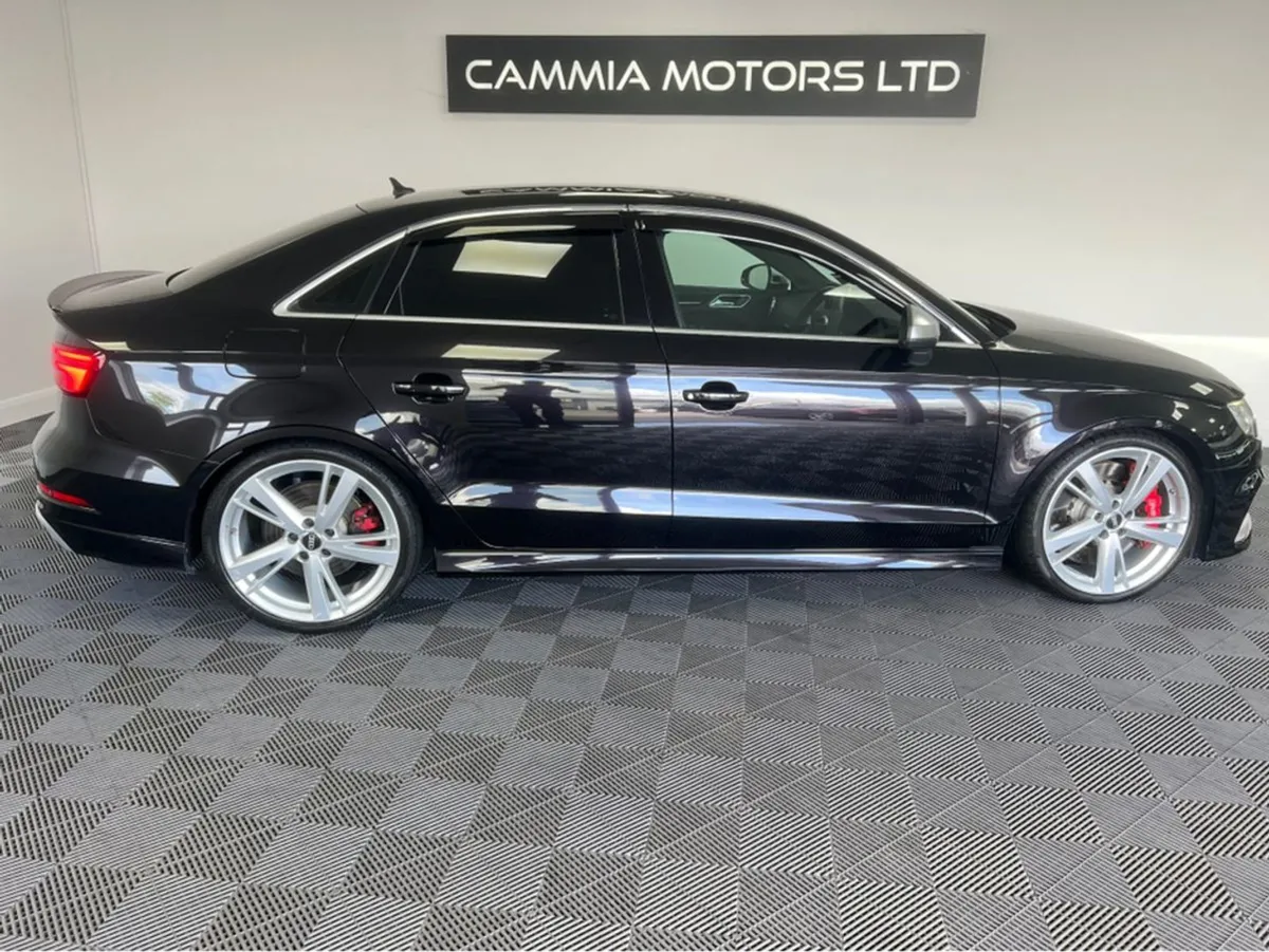 Audi RS3  audi Rs3   facelift Model   electric He - Image 2