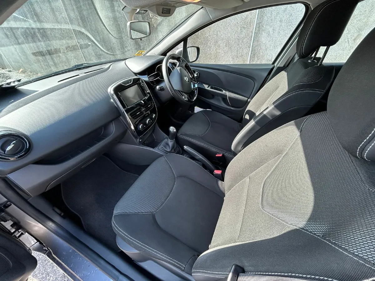 Renault Clio 2013 - Image 4