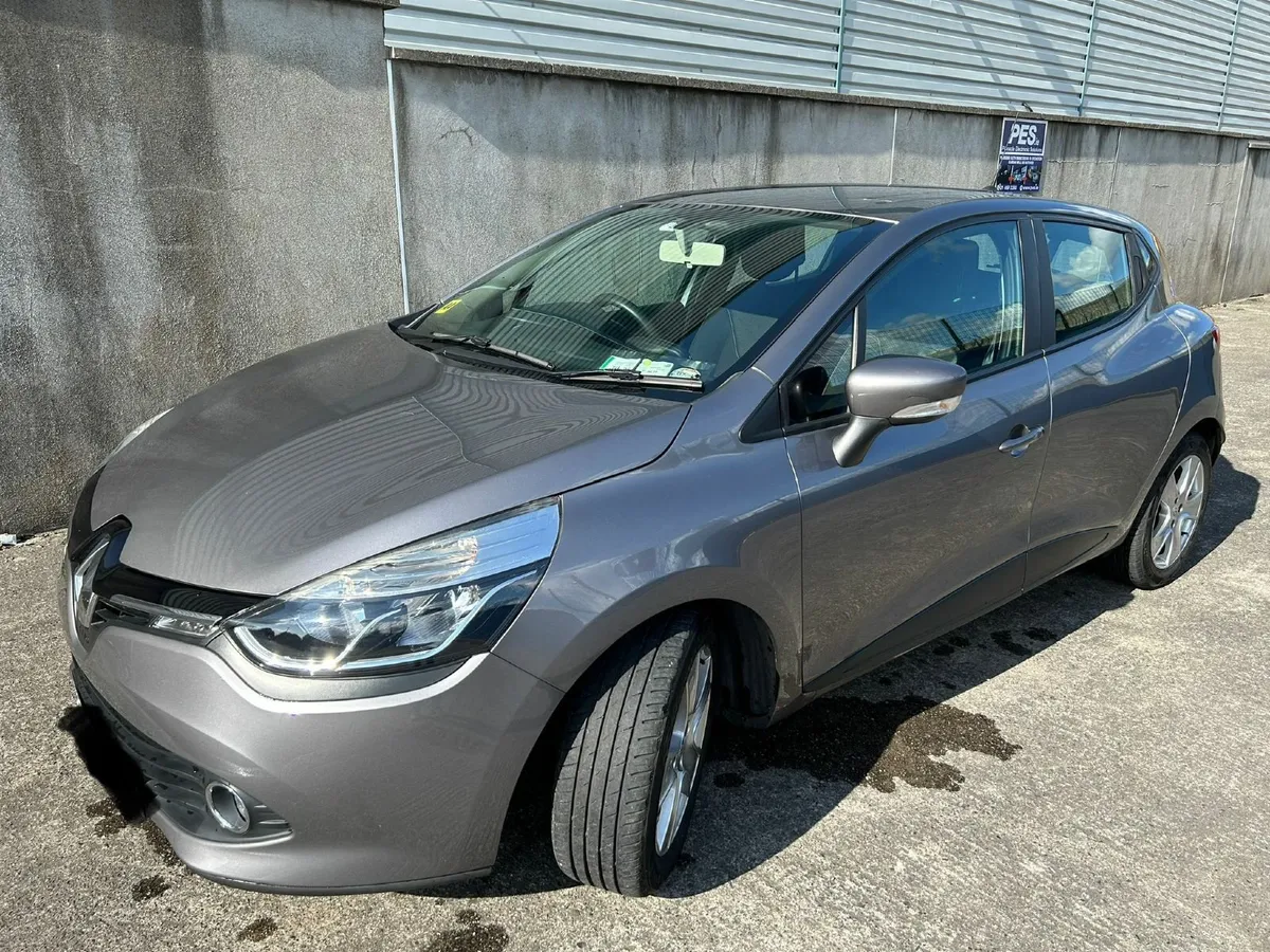 Renault Clio 2013 - Image 1