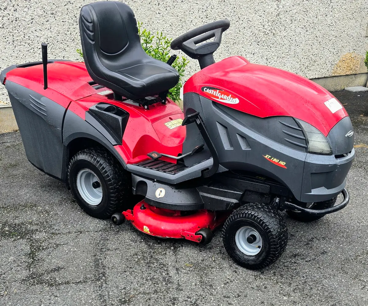 Castelgarden Low Hours ride on mower - Image 1