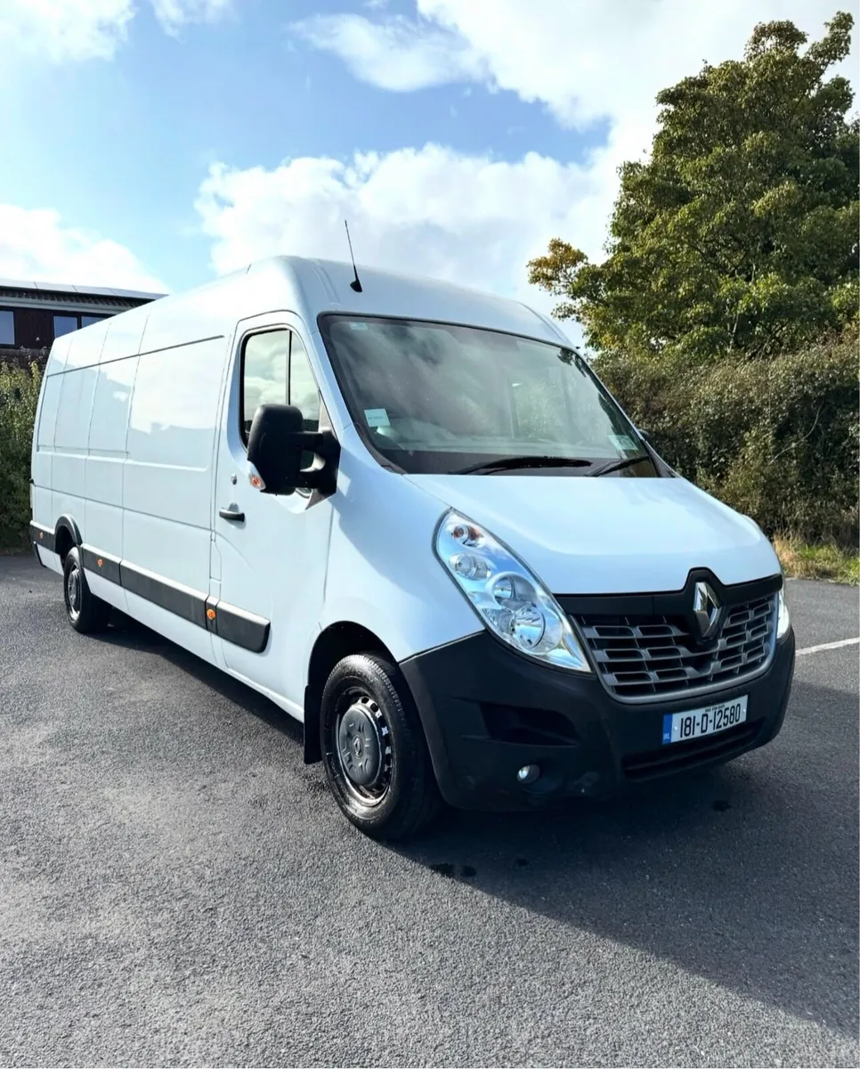 Renault Master - Image 2