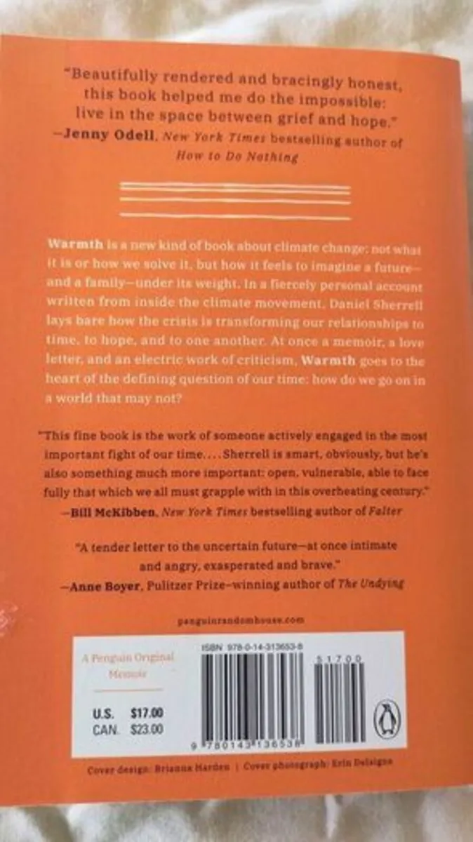 Warmth : coming of age at the end of the world - Image 2