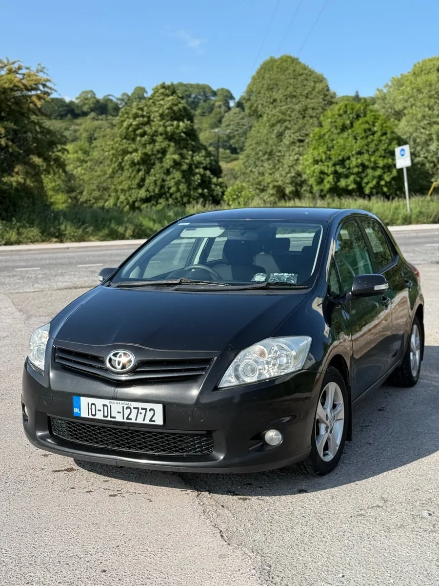 Toyota Auris 2010 - Image 3