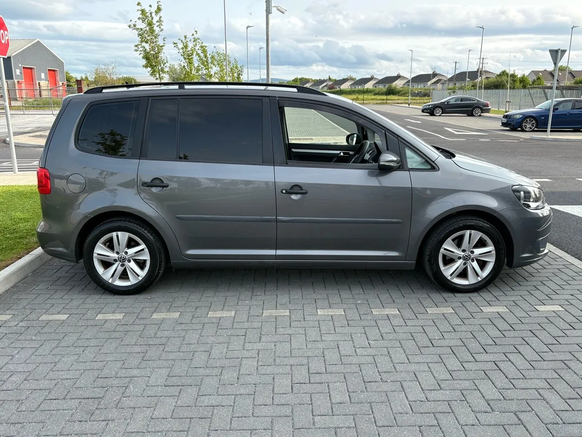 2012 VOLKSWAGEN TOURAN 1.6 TAX&NCT MINT - Image 2