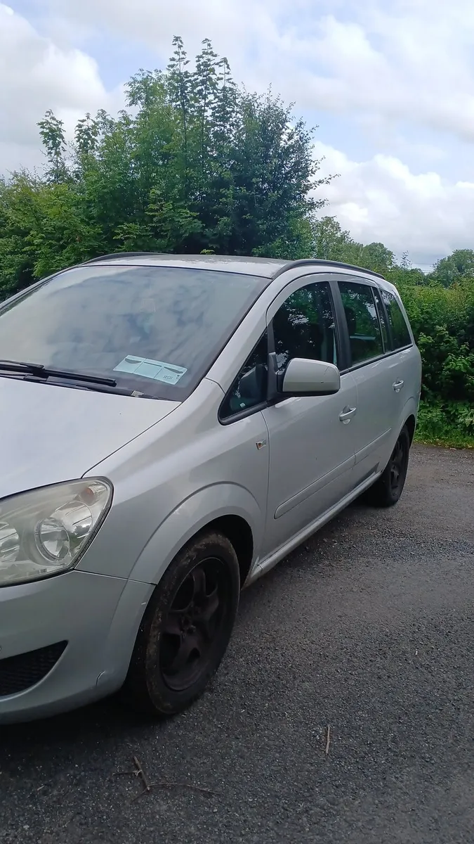 2010 Vauxhall zafira 1.7 diesel manual 7 seats 190 - Image 1