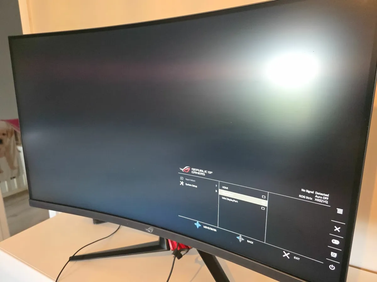 Asus ROG STRIX curved gaming monitor - Image 1