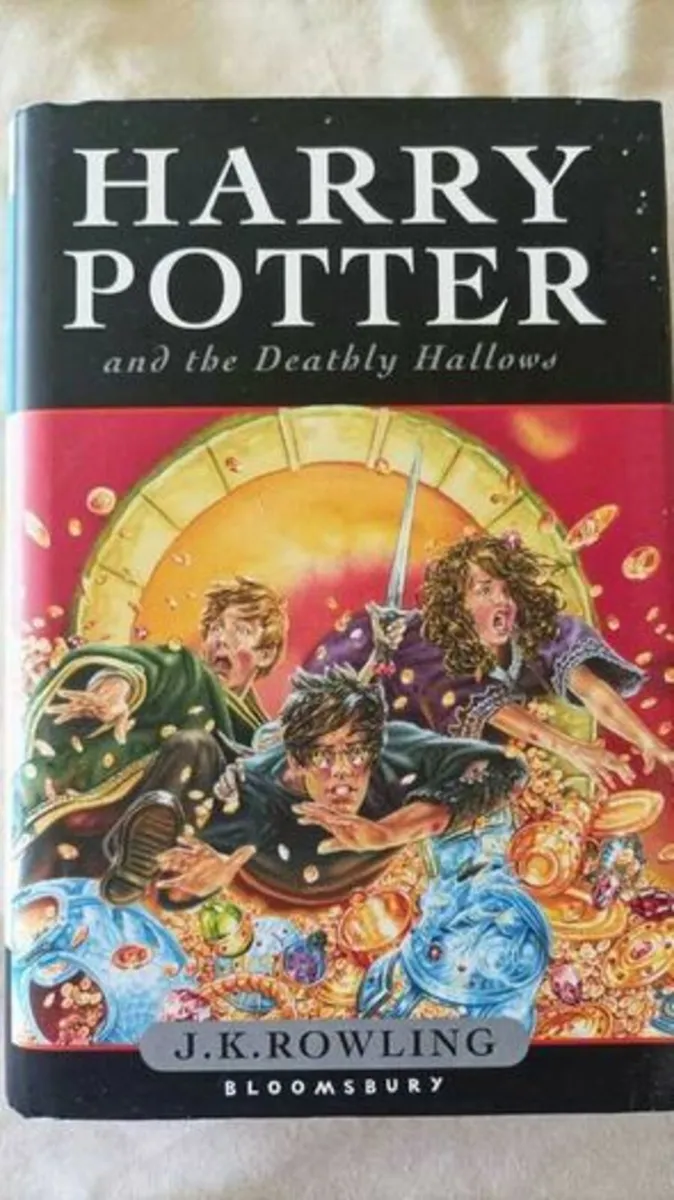 Harry Potter and the Deathly Hallows 1st Edition
