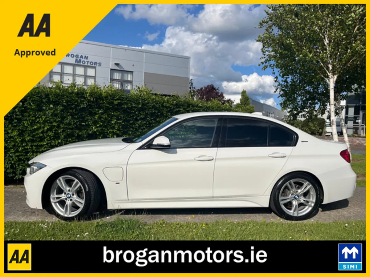 BMW 330e 2.0T M Sport*Low Kilometres* - Image 4