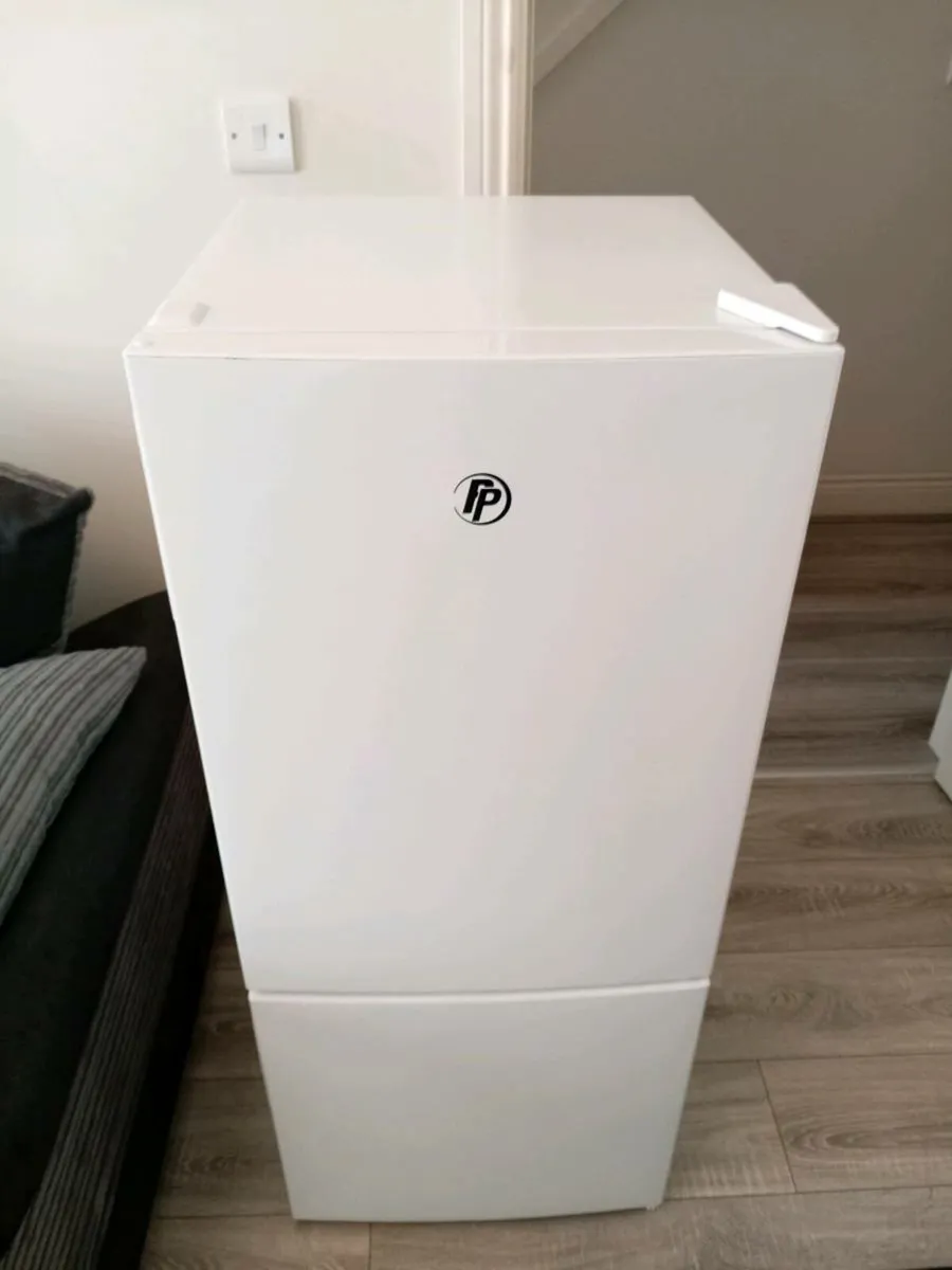 PowerPoint Fridge Freezer - Image 1