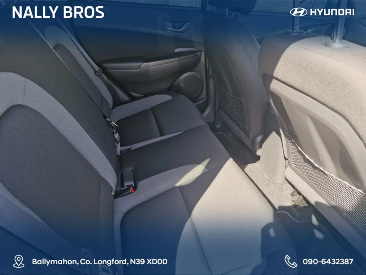 Hyundai Kona Kauai Executive 5DR Diesel - Image 2