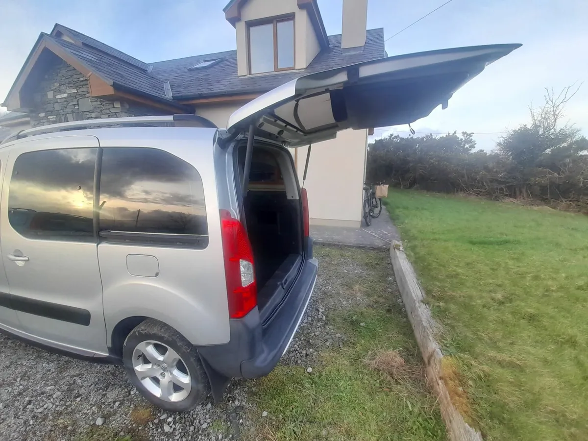 Peugeot Partner Tepee 2009 - Image 2
