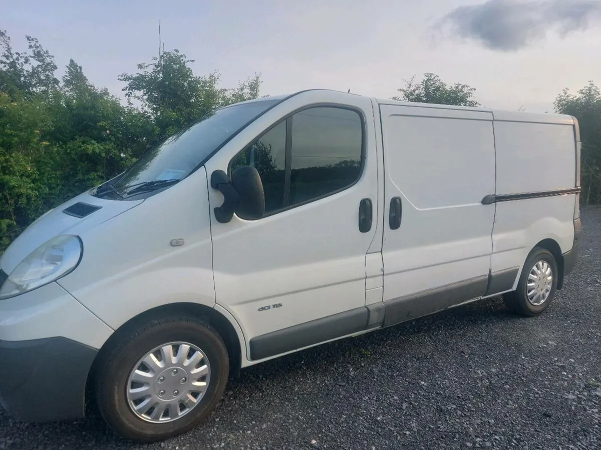 Renault Trafic 2013 - Image 2