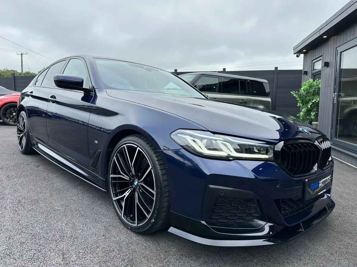 2022/221 BMW 520D MSPORT TANZANITE BLUE - Image 1