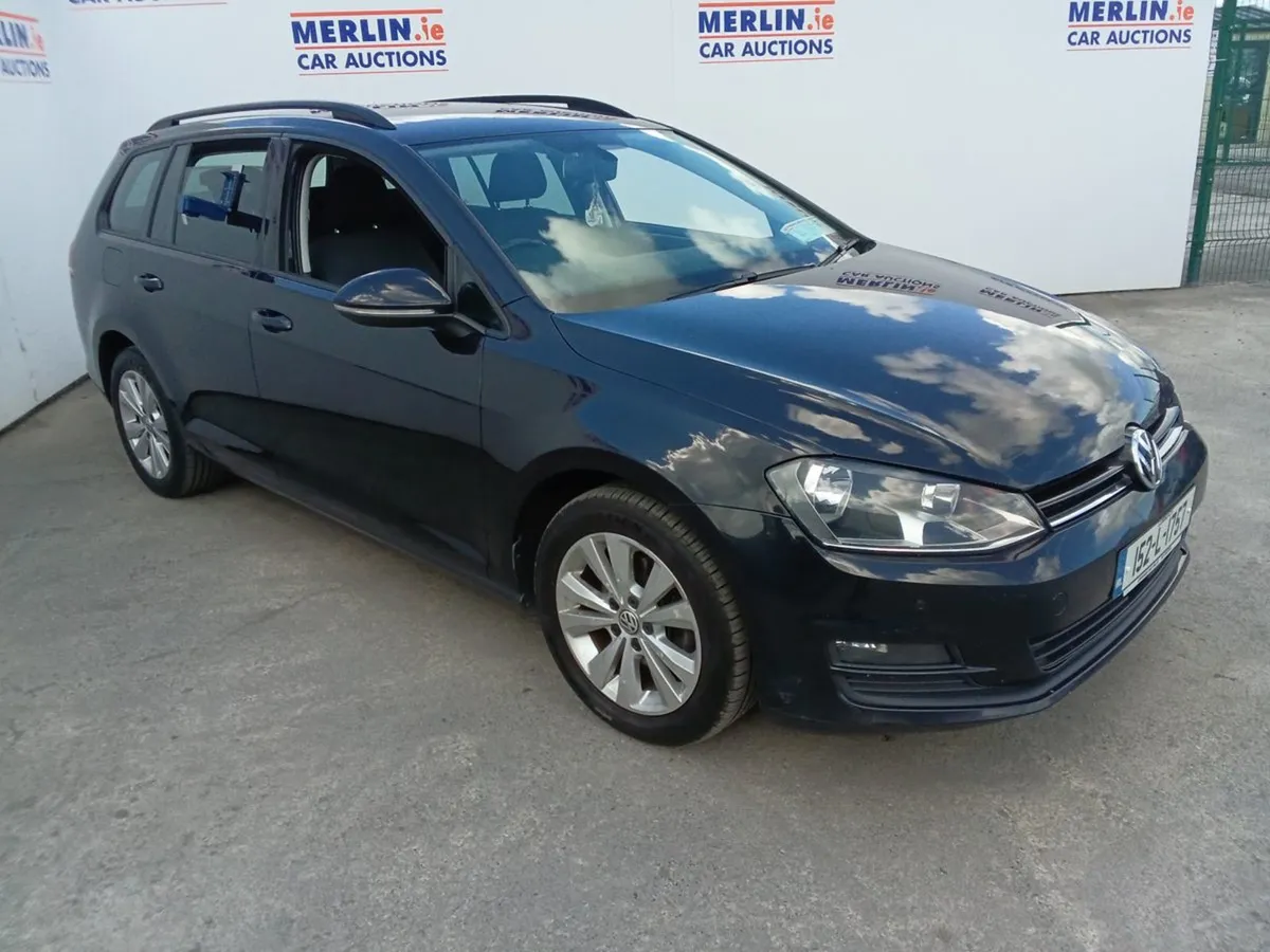 Volkswagen Golf Cline 1.6 TDI M5F 110HP Estate - Image 3